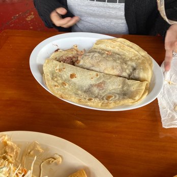 La Salvadorena - Baleadas - Salvadoran Near Me - Baton Rouge, Louisiana