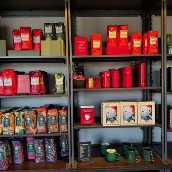 Starbucks - Coffee & Tea Near Me - St. Louis Park, Minnesota