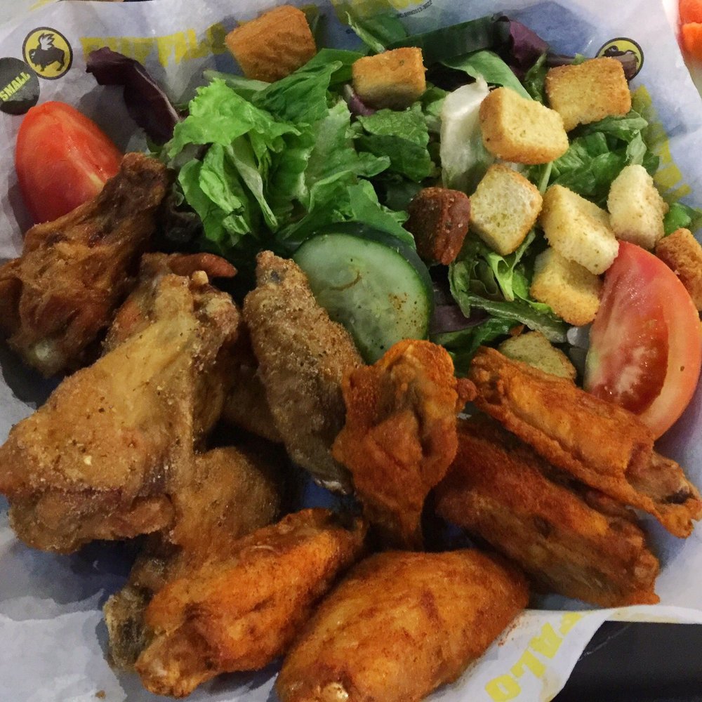 Buffalo Wild Wings - Small Lunch special traditional wings with a side salad - Chicken Wings Near Me - Lake Forest, California