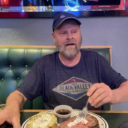 Your Place Sports Bar & Grill - Yummy!!!