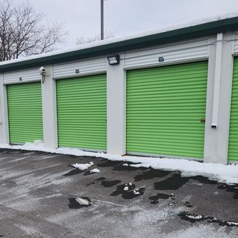 Extra Space Storage - Exterior Units - Self Storage Near Me - Lake Zurich, Illinois