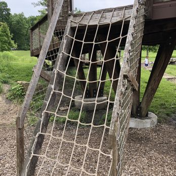 Lippold Park - Climbing ropes - Hiking Near Me - Batavia, Illinois