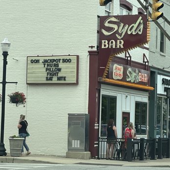 Syd's - Dive Bars Near Me - Noblesville, Indiana