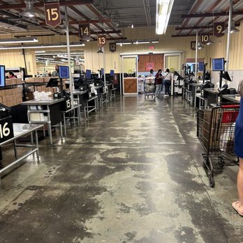 Freshfield Farm - All the empty registers which could be made "self serve" or get more help! - Grocery Near Me - Jacksonville, Florida