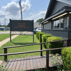 Guerrero’s Mexican Food - Restaurant is now "New York Deli"