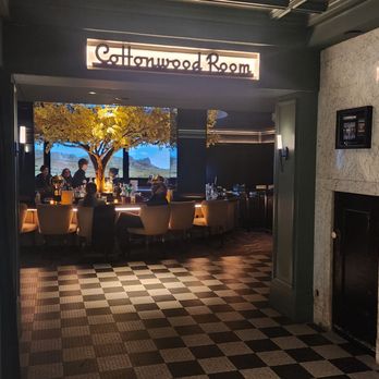 The Cottonwood Room - Cocktail Bars Near Me - Omaha, Nebraska The Cottonwood Room - Cocktail Bars Near Me - Omaha, Nebraska