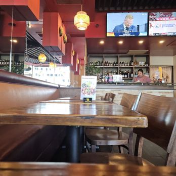 Tawanna Thai - Thai Near Me - Los Angeles, California Tawanna Thai - Thai Near Me - Los Angeles, California