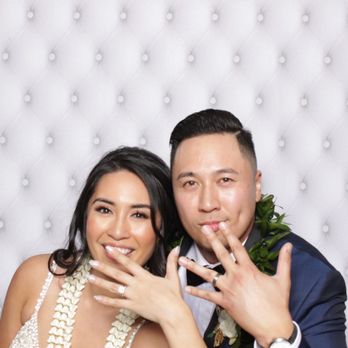 Spotlight Photobooth Company - Photo Booth Rentals Near Me