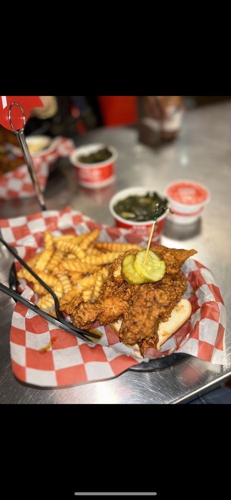 Food from Hattie B's Hot Chicken - Nashville - Midtown