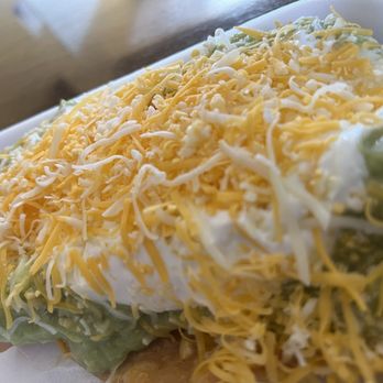 Jilberto's Taco Shop  - 4. 3 beef roll tacos - Mexican Near Me - Temecula, California
