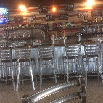 Paducah Beer Werks - Pizza Near Me - Paducah, Kentucky Paducah Beer Werks - Pizza Near Me - Paducah, Kentucky