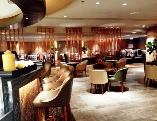 Chase Sapphire Lounge by The Club HKG by null