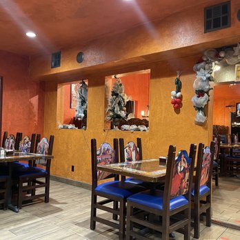 LOS GENERALES MEXICAN RESTAURANT - Decor - Mexican Near Me - Davis, Oklahoma LOS GENERALES MEXICAN RESTAURANT - Decor - Mexican Near Me - Davis, Oklahoma