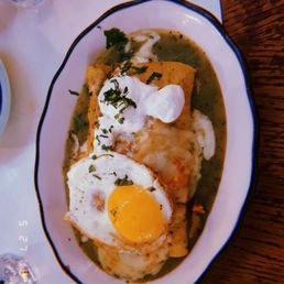 Chicken Verde Enchiladas Chicken Verde Enchiladas