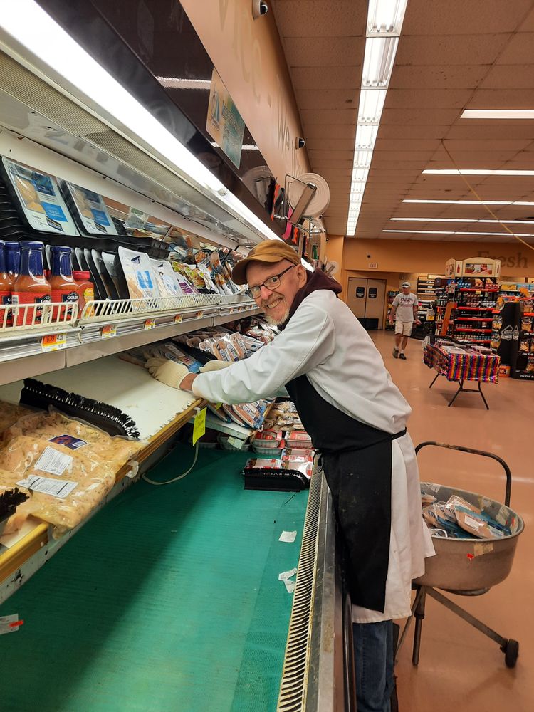 ASHI’S GROCERY STORE Updated August 2024 93 Reuter Blvd, Towanda