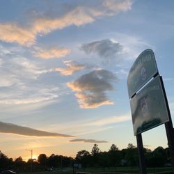 Dow’s Quick Stop - Clouds