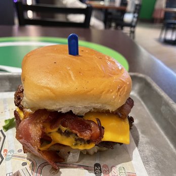 Wahlburgers - American Near Me - Cabazon, California
