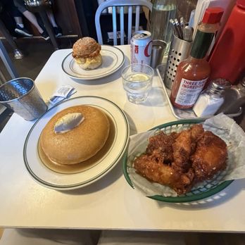 Golden Diner - Honey Butter Pancake - double Stack Egg sandwhich Wings - Diners Near Me - New York, New York Golden Diner - Honey Butter Pancake - double Stack Egg sandwhich Wings - Diners Near Me - New York, New York