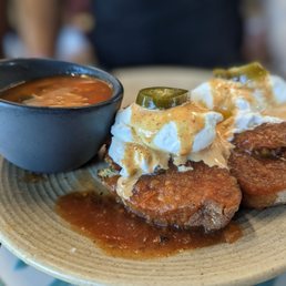 Ranchero Eggs Benedictine