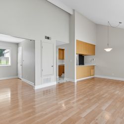 Massey Allen Group - Compass - 23 Mt Wilson Way, Clayton, CA 94517