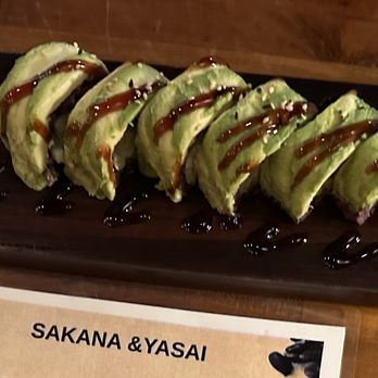 Sakana And Yasai - Caterpillar Roll - Sushi Bars Near Me - Albany, California