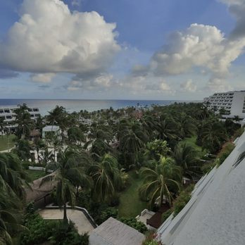 Grand Oasis Cancún - Pool areas - Hotels Near Me - Cancún, ROO