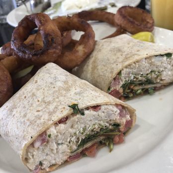 Bea Bea's - Spicy tuna wrap - Coffee & Tea Near Me - Burbank, California