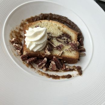 Amuse Restaurant - Sock it to me cake - New American Near Me - Richmond, Virginia