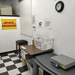 Pack and Mail Express