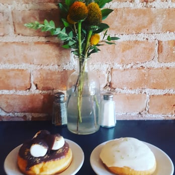 Batch Cafe & Bar - Smores and keylime donut. Great vibe and presentation but mediocre donuts - Donuts Near Me - Tucson, Arizona Batch Cafe & Bar - Smores and keylime donut. Great vibe and presentation but mediocre donuts - Donuts Near Me - Tucson, Arizona