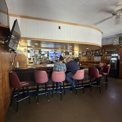 Len & Jo's - Interior