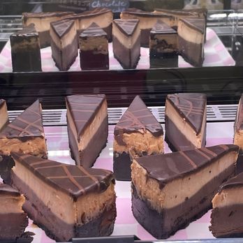 Fluff Bake Shop - Chocolate Cheesecake - Bakeries Near Me - Noblesville, Indiana
