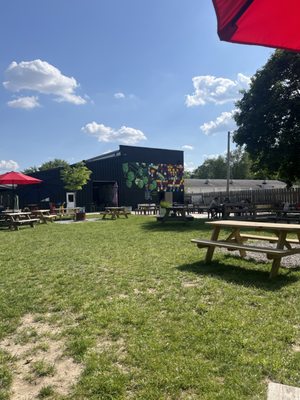 Arlyn's Good Beer by null