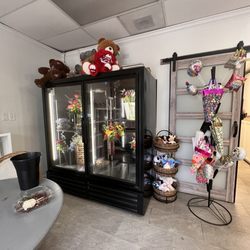 BM Floral Botanica - Flowers balloons & bears