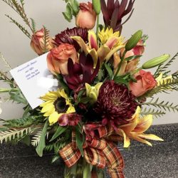 Powdersville Florist & Gifts - Lovely!
