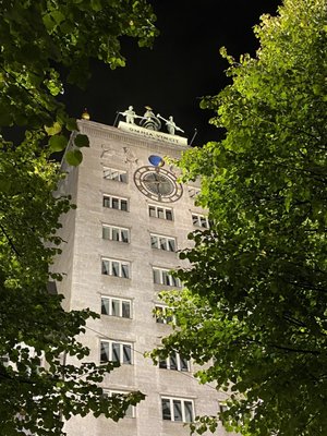 Krochhochhaus by null