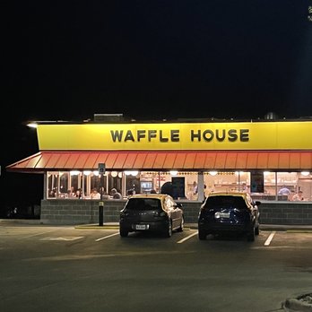 Waffle House - Outside - American Near Me - Austin, Texas