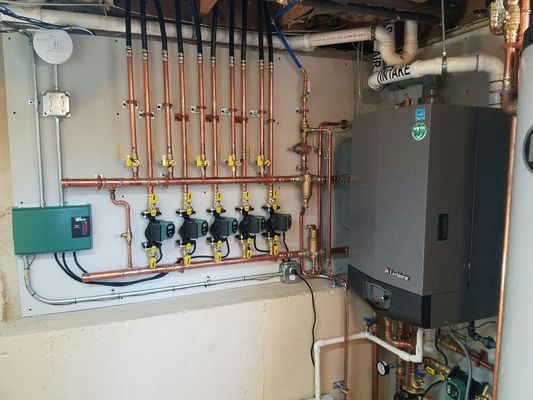 Mouradian Plumbing & Heating Logo