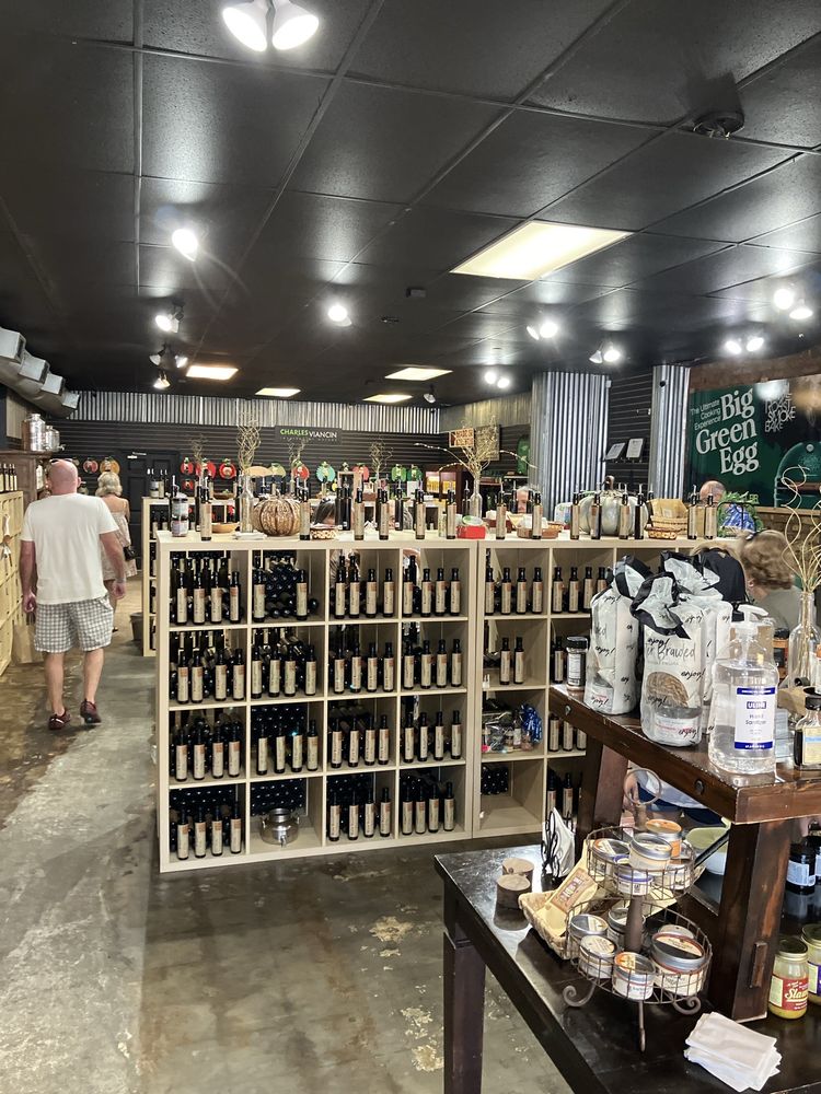 Evilo Oils & Vinegars Logo