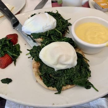 The Suburban Diner - Spinach Benedict - Diners Near Me - Paramus, New Jersey The Suburban Diner - Spinach Benedict - Diners Near Me - Paramus, New Jersey