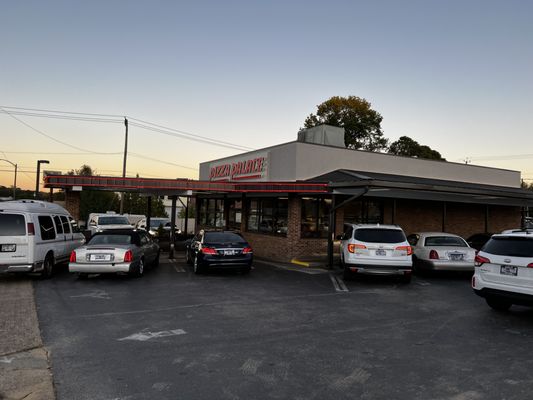 Pizza Palace by null