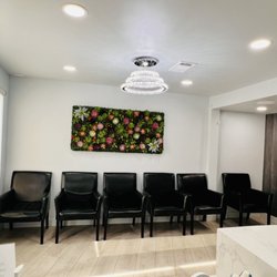 Elsinore Smiles - Our patient waiting room
