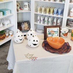 Mom Moms Lavender - Wide selection on bowls and dishes