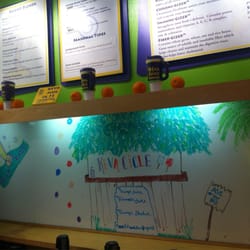 Keva Juice - Riverside - I'm pretty impressed with their tree leaves.