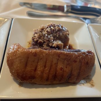 Flight Restaurant and Wine Bar - Duck breast - Wine Bars Near Me - Memphis, Tennessee