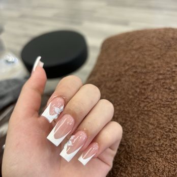 Aura Nail Place - Waxing Near Me - Orange, California
