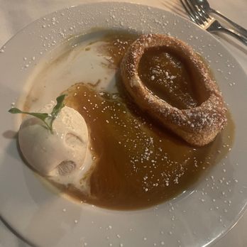 Olio E Limone Ristorante - Crostata di Pere al Caramello - Italian Near Me - Santa Barbara, California Olio E Limone Ristorante - Crostata di Pere al Caramello - Italian Near Me - Santa Barbara, California