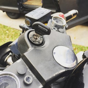 Motorcycle Locksmith Houston - Making A Kawasaki Key - Keys & Locksmiths Near Me - Houston, Texas Motorcycle Locksmith Houston - Making A Kawasaki Key - Keys & Locksmiths Near Me - Houston, Texas