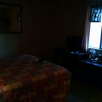 Ocean Crest Resort - Thank room was poorly lit. - Resorts Near Me - Moclips, Washington