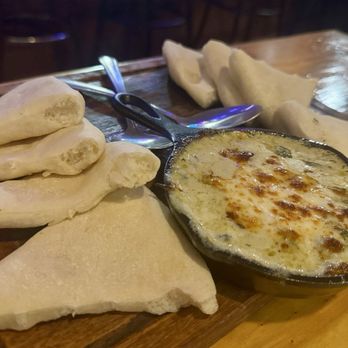 G's Pizza - That pita (cloud) bread - Gluten-Free Near Me - New Orleans, Louisiana G's Pizza - That pita (cloud) bread - Gluten-Free Near Me - New Orleans, Louisiana